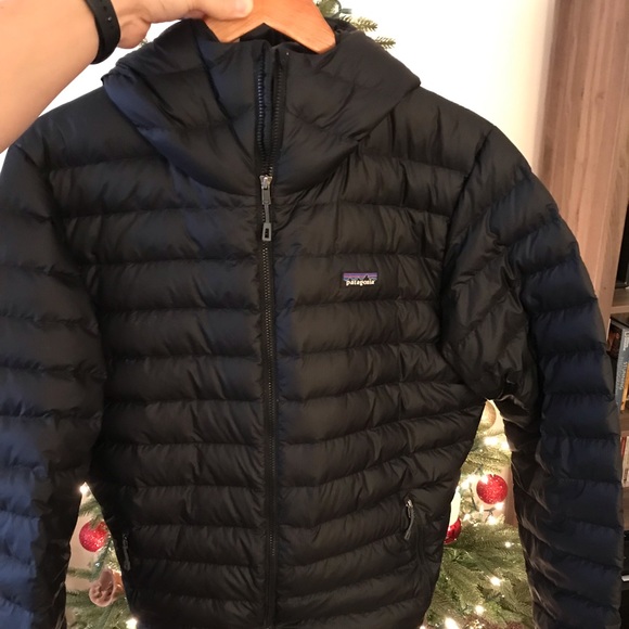 Patagonia Jackets & Blazers - Patagonia Men’s Down Sweater Hoody (Almost New!)